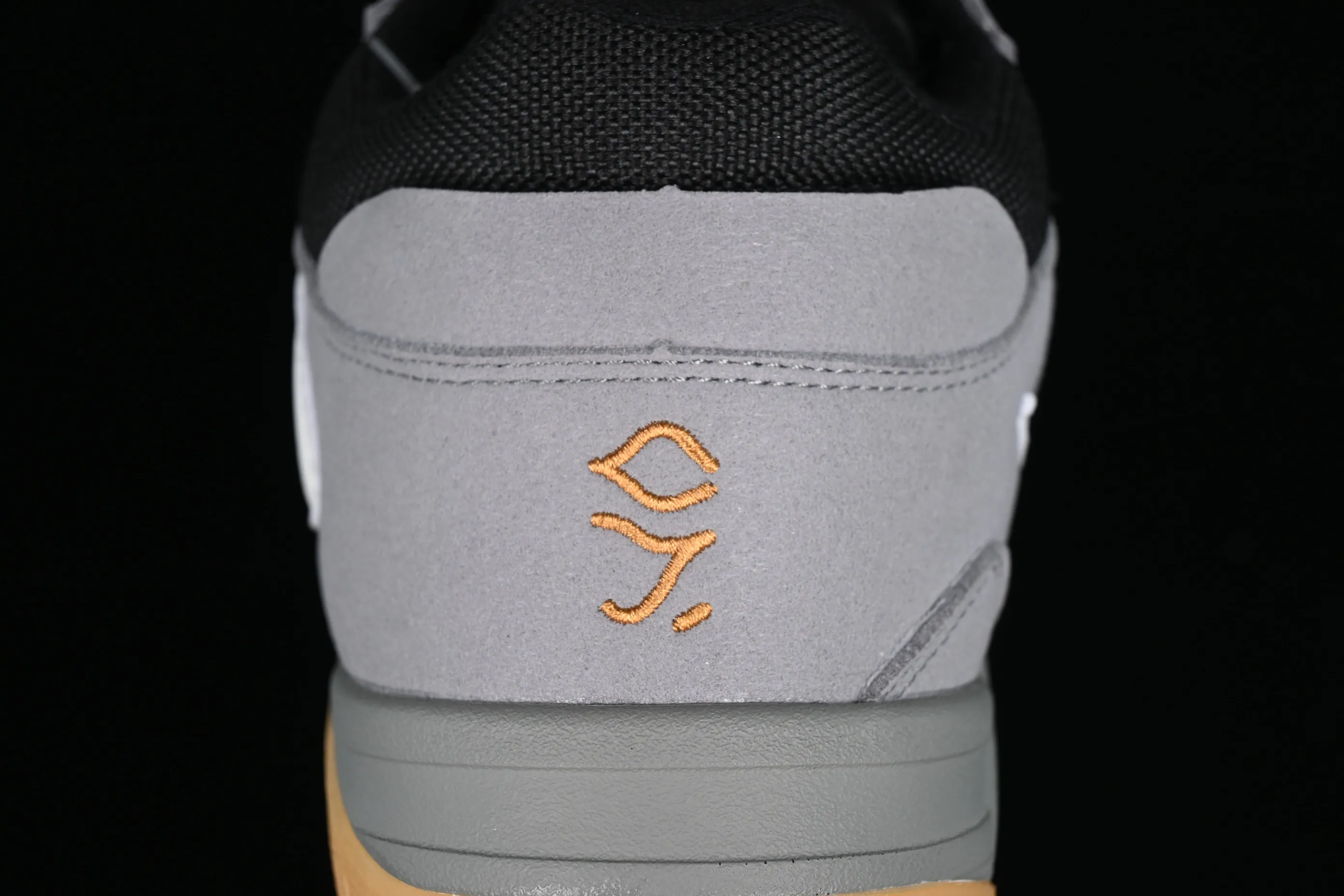 All Categories Air Jordan Jordan Series Basketball Shoes Air Jordan 1 Low Travis Scott x Jordan Cut The Check AJ1 Joe 1 Hook Velcro Fashion Basketball Shoes FZ8117-104